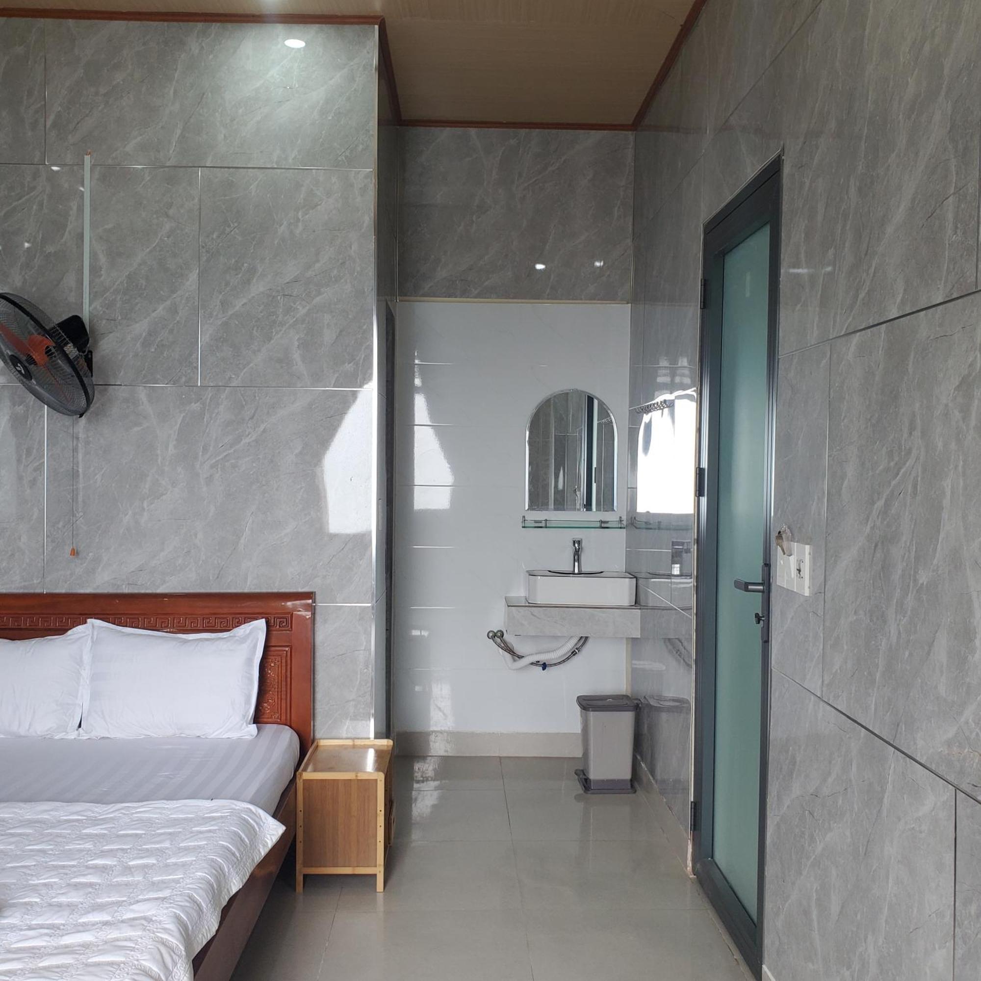 Tuan Thanh Homestay Tân Hiệ Zewnętrze zdjęcie